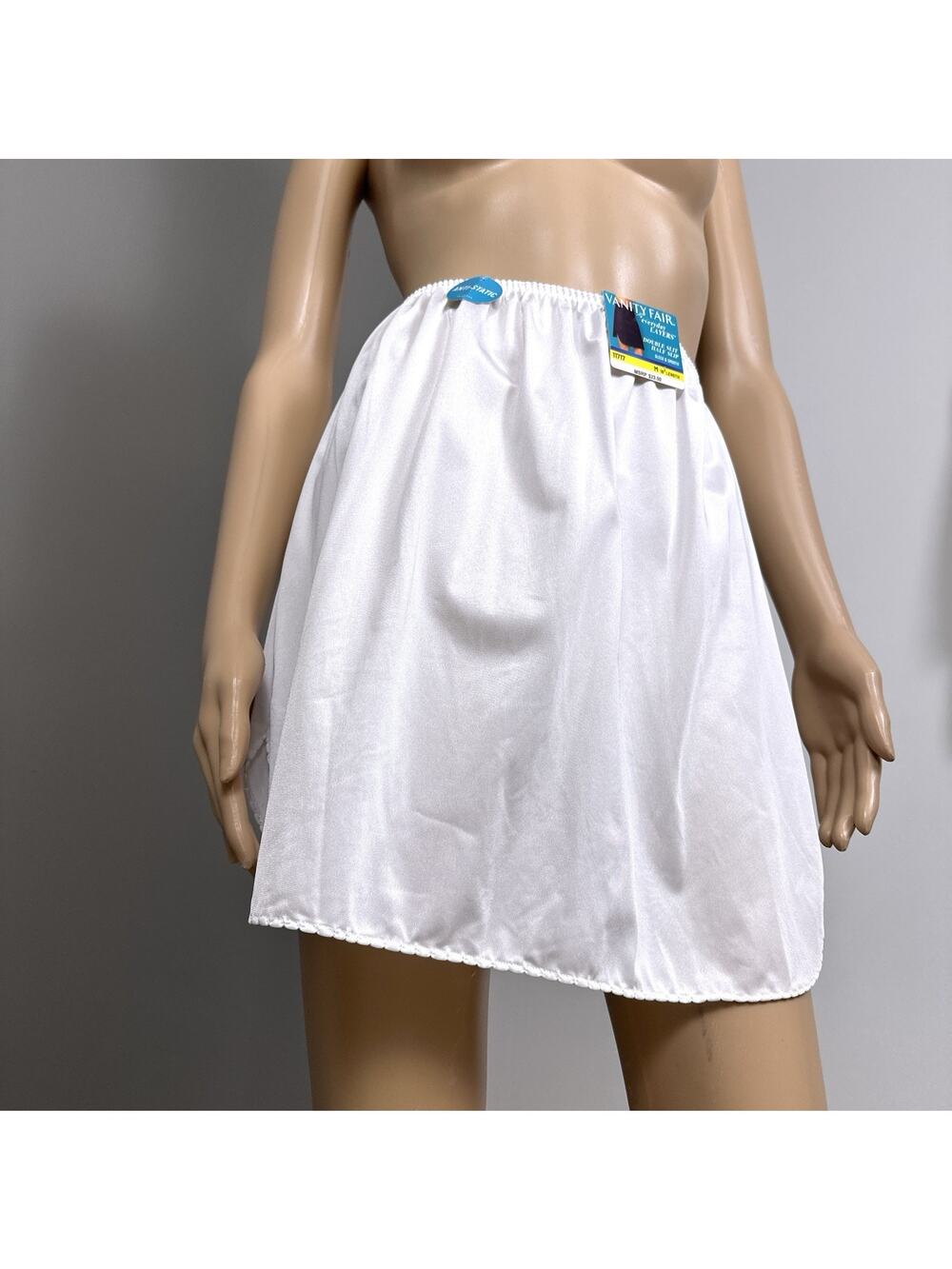 Vanity Fair Double-Slit Half Slip Medium 11717 White Nylon New 18" Anti-Static